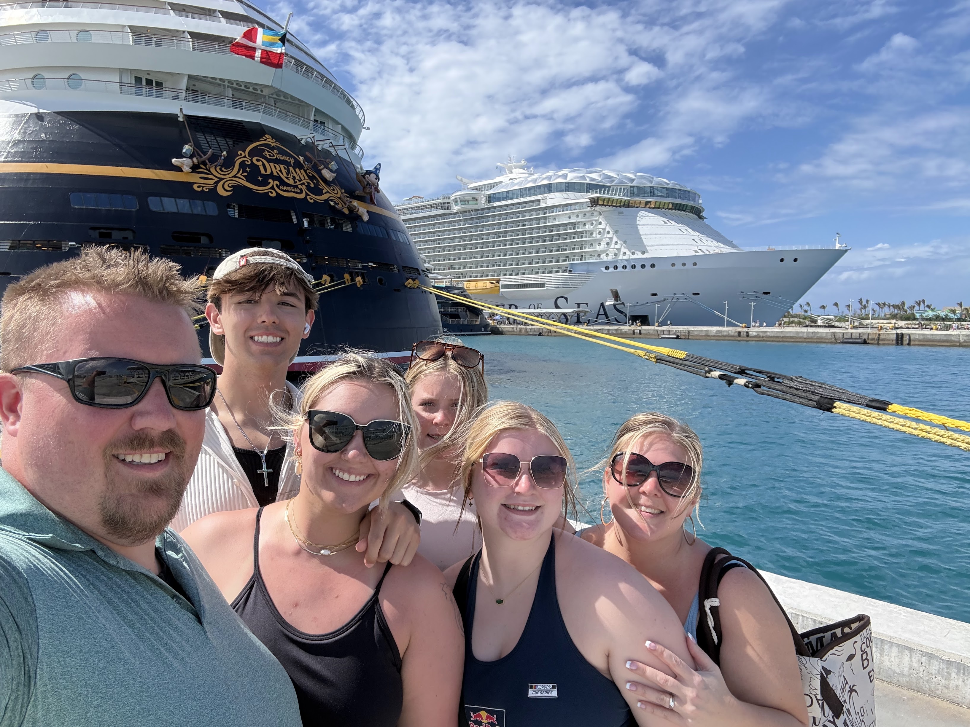 Family cruise trip